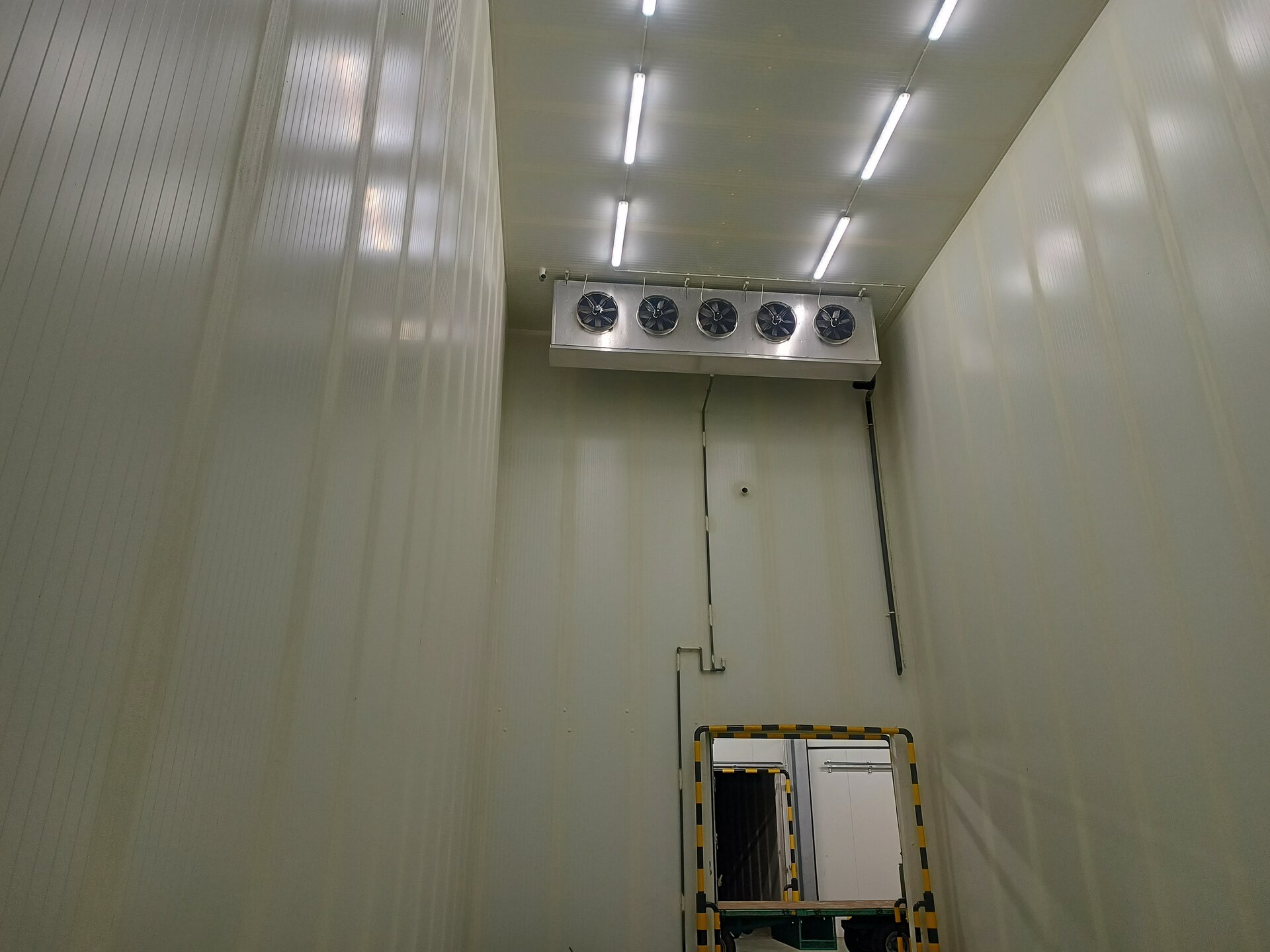 Komora ULO - uszczelnianie metodą natryskową