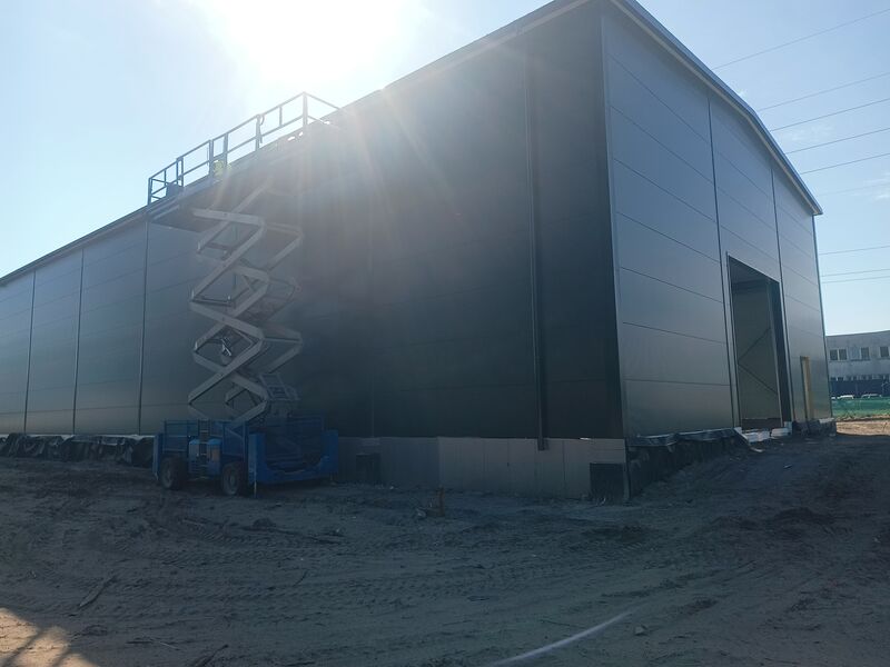 Montaż płyt warstwowych - realizacja 10