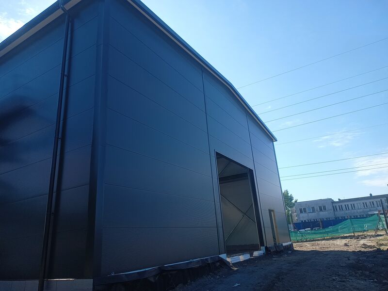 Montaż płyt warstwowych - realizacja 11