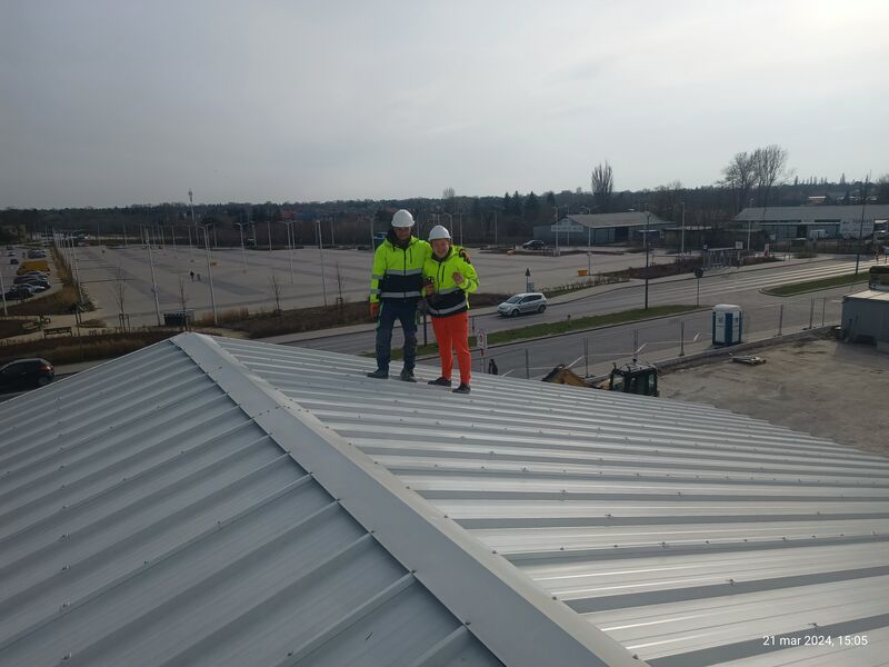 Montaż płyt warstwowych - realizacja 13