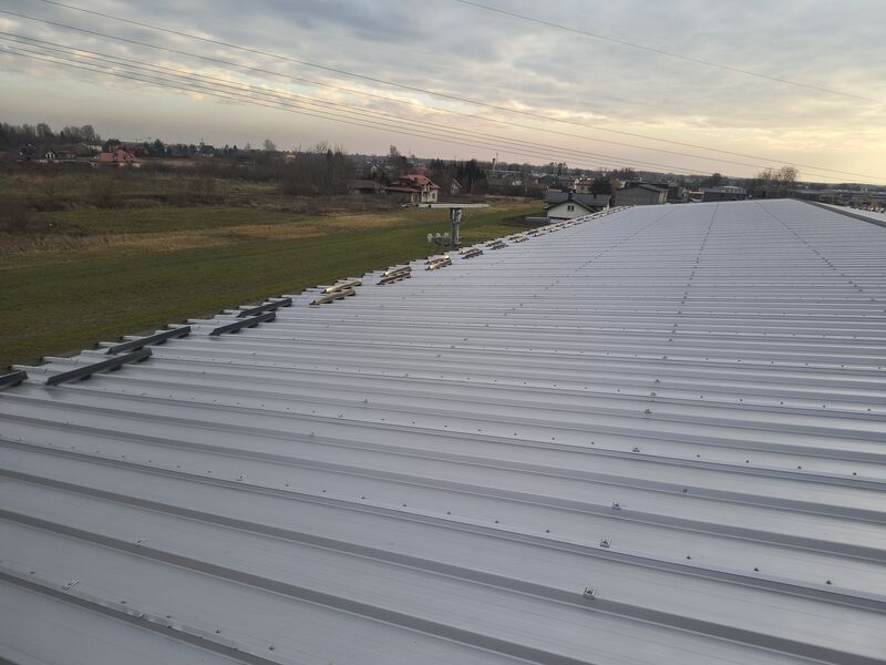 Montaż płyt warstwowych - realizacja 21